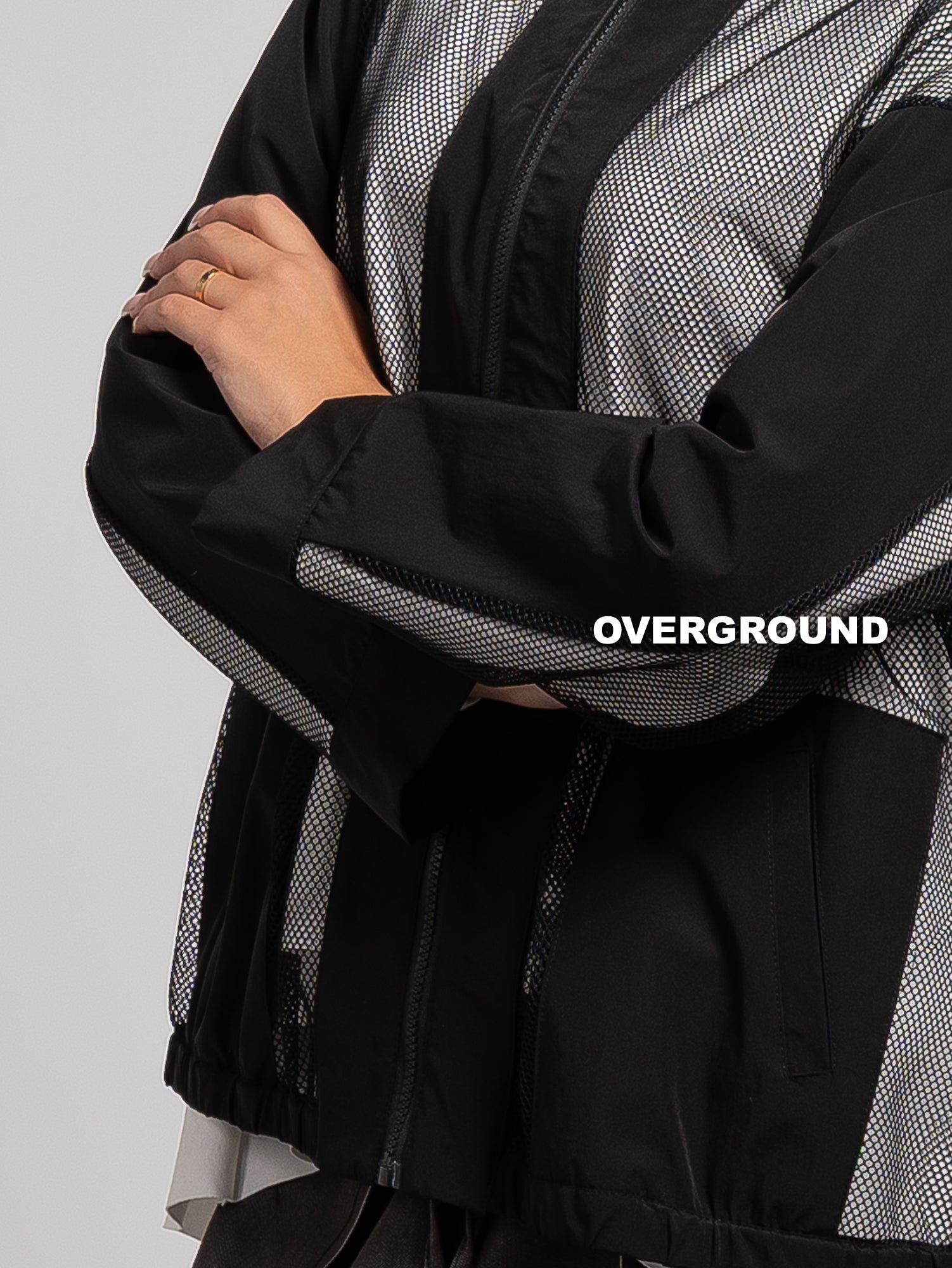 GIACCA OVER RETATA CON TASCHE DAVANTI
