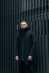 Giaccone asimmetrico con cappuccio e cerniera e bottoni - OVERGROUND STORE