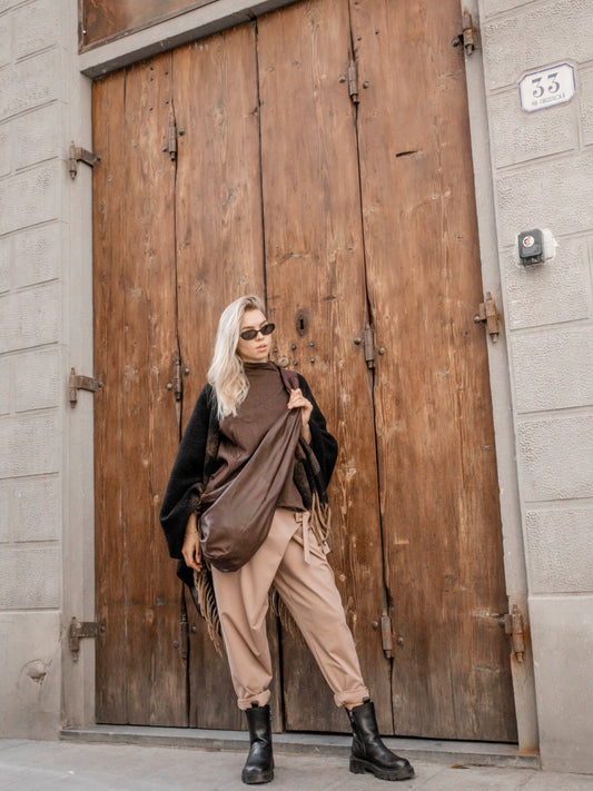 Borsa in pelle con laccio al collo - OVERGROUND STORE