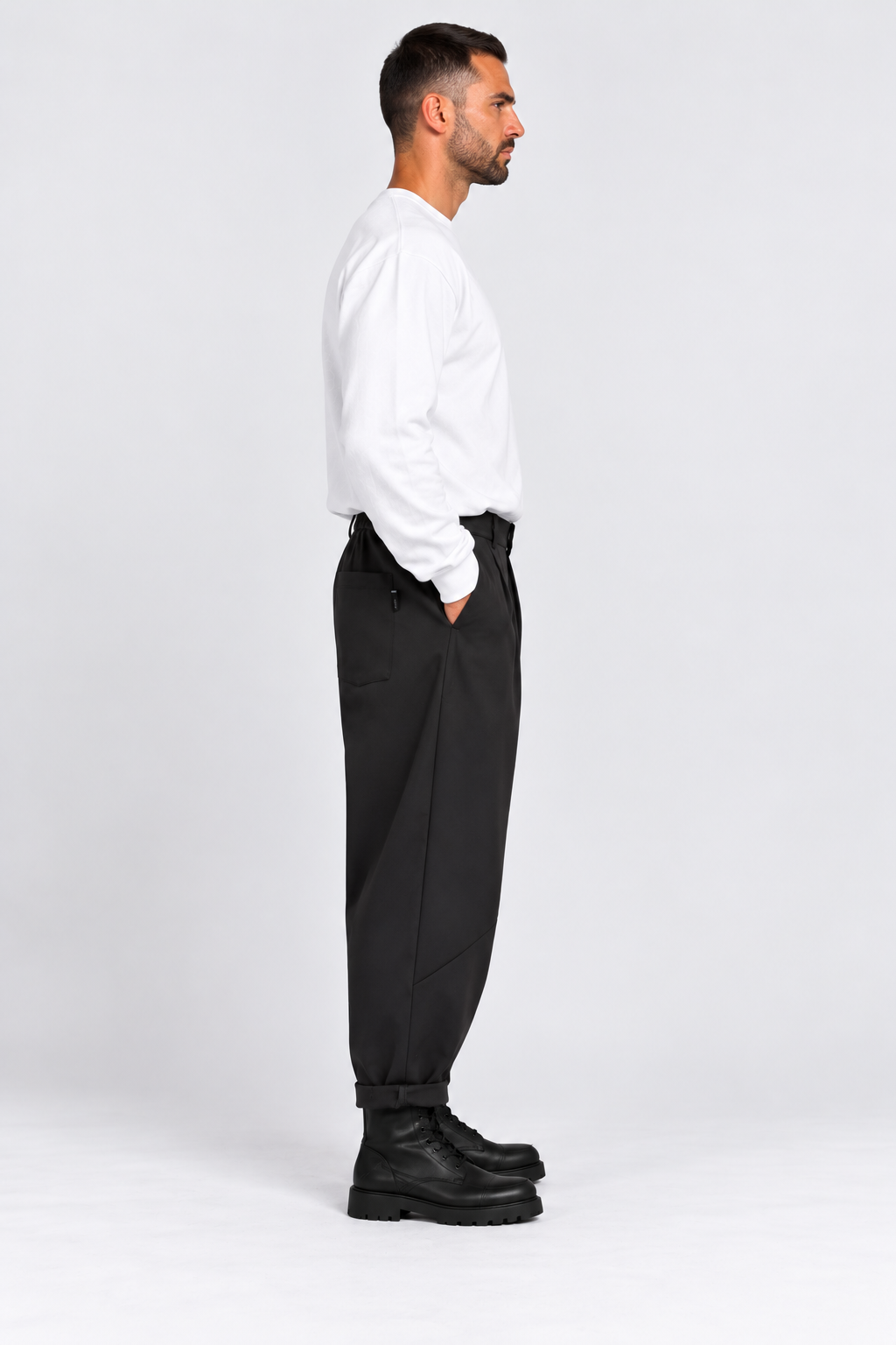 PANTALONE YY CON PENS DAVANTI E CUCITURA SUL GAMBULE