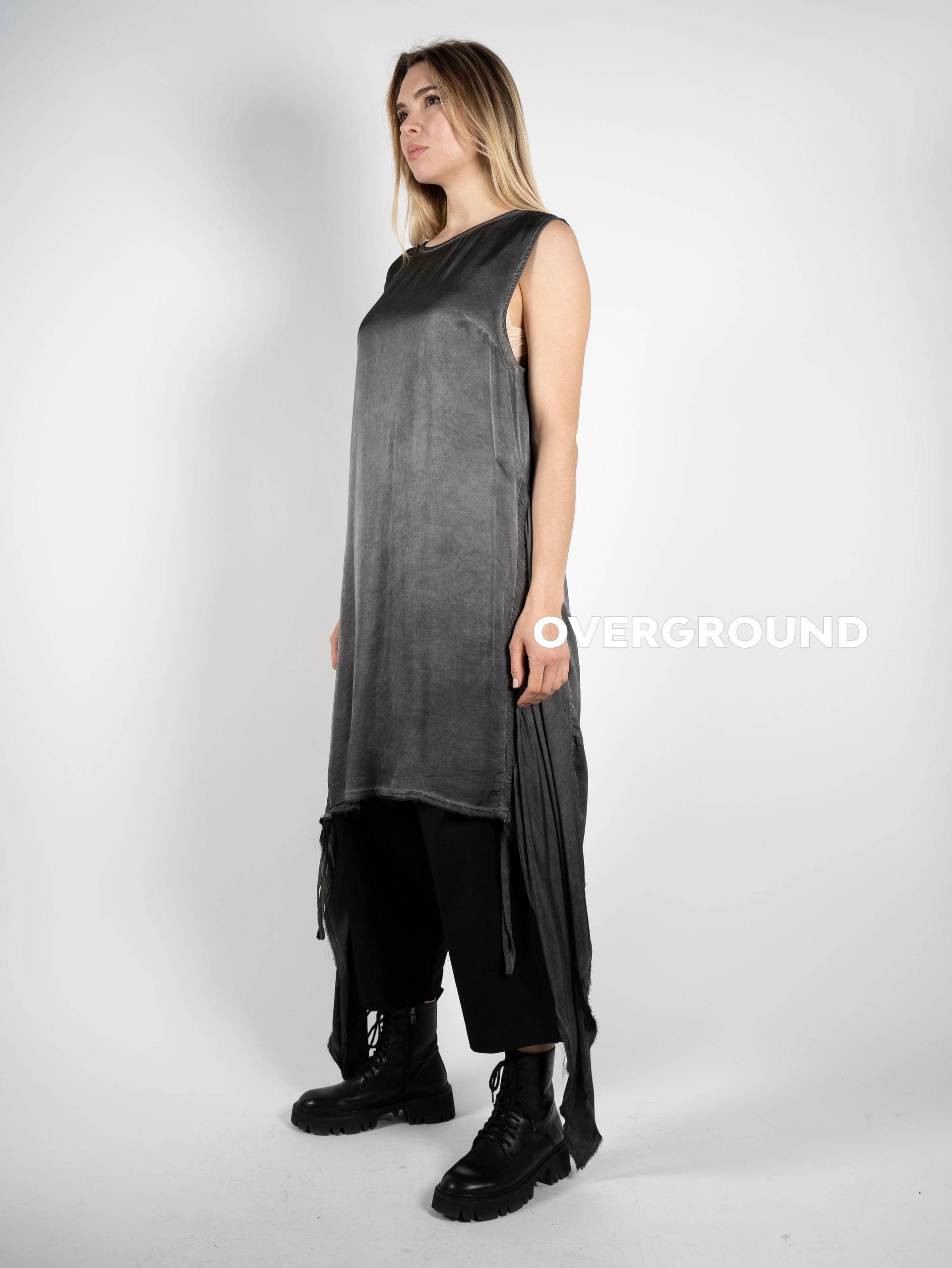 SMANICATO CON PUNTE LATERALI - OVERGROUND STORE