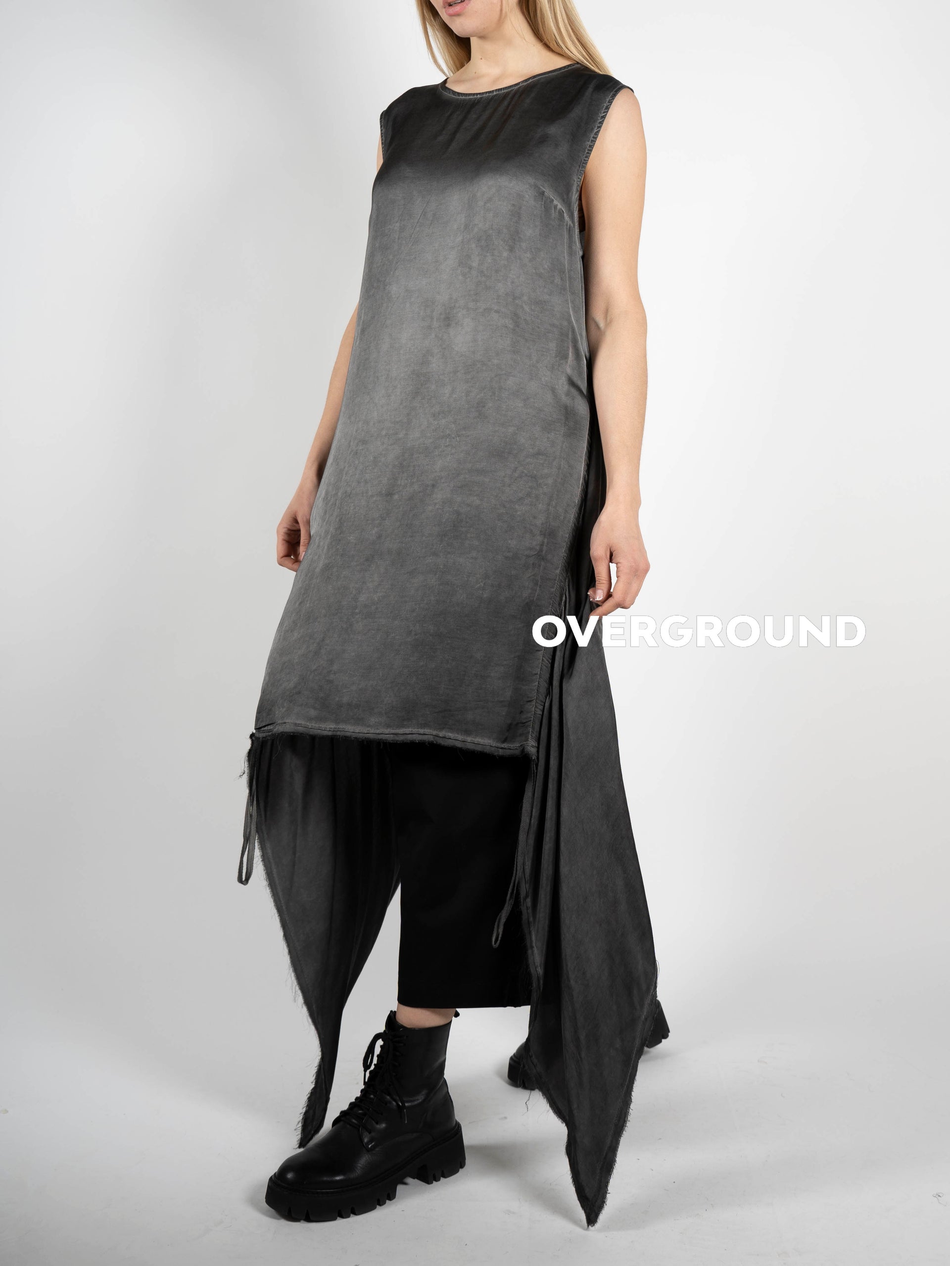 SMANICATO CON PUNTE LATERALI - OVERGROUND STORE