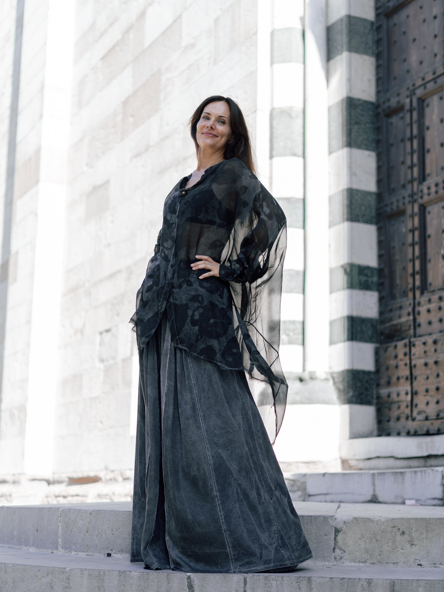 LOOK 2