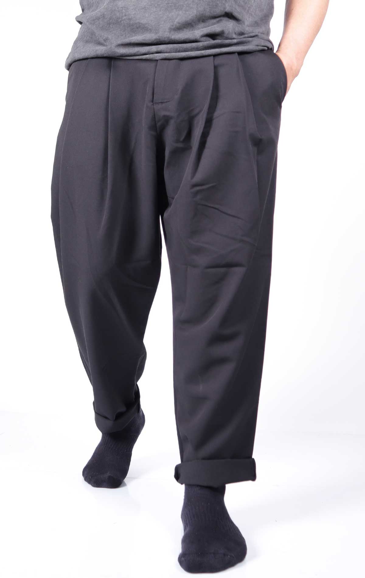 Pantaloni con il cavallo basso outlet
