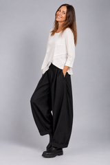 BLUSA OVER CON CUCITURE E SPACCO