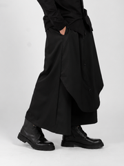 LOW-CROTCH TROUSERS WITH FRONT BUTTONS