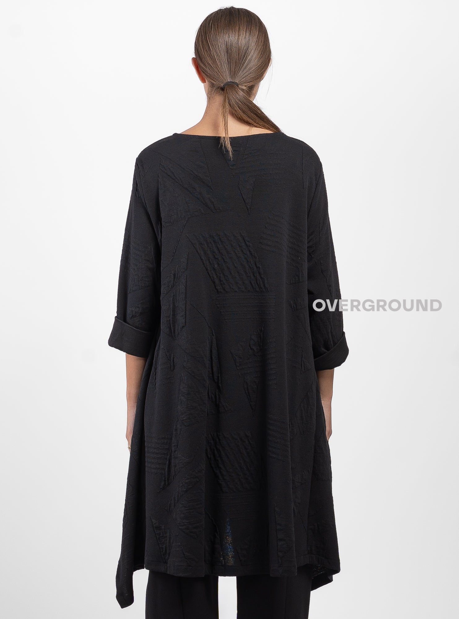 MAGLIA TESSUTO LAVORATO LUNGA DIETRO