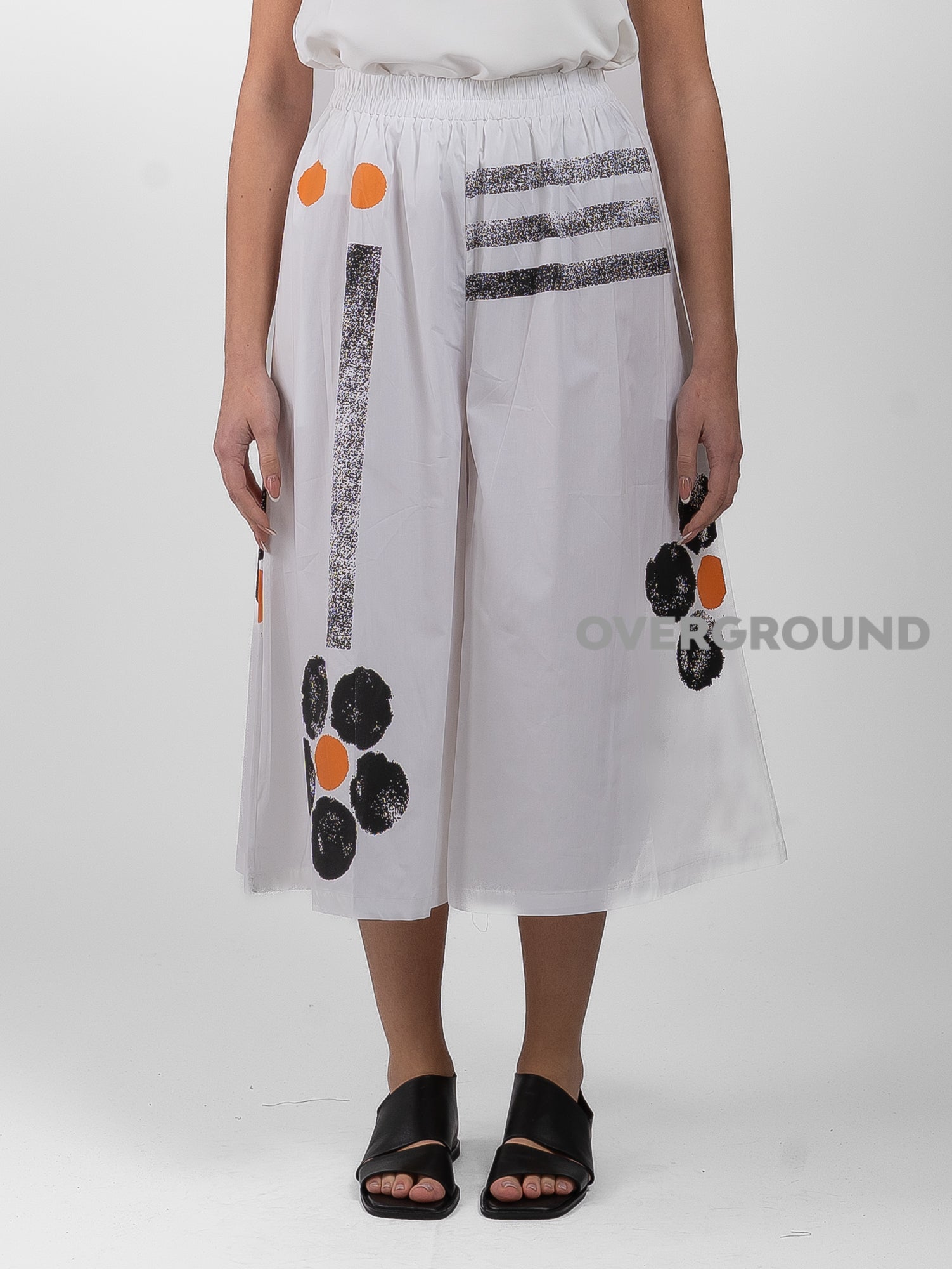 PANTALONE OVER CON MARGHERITE SUL GAMBULE - OVERGROUND STORE 