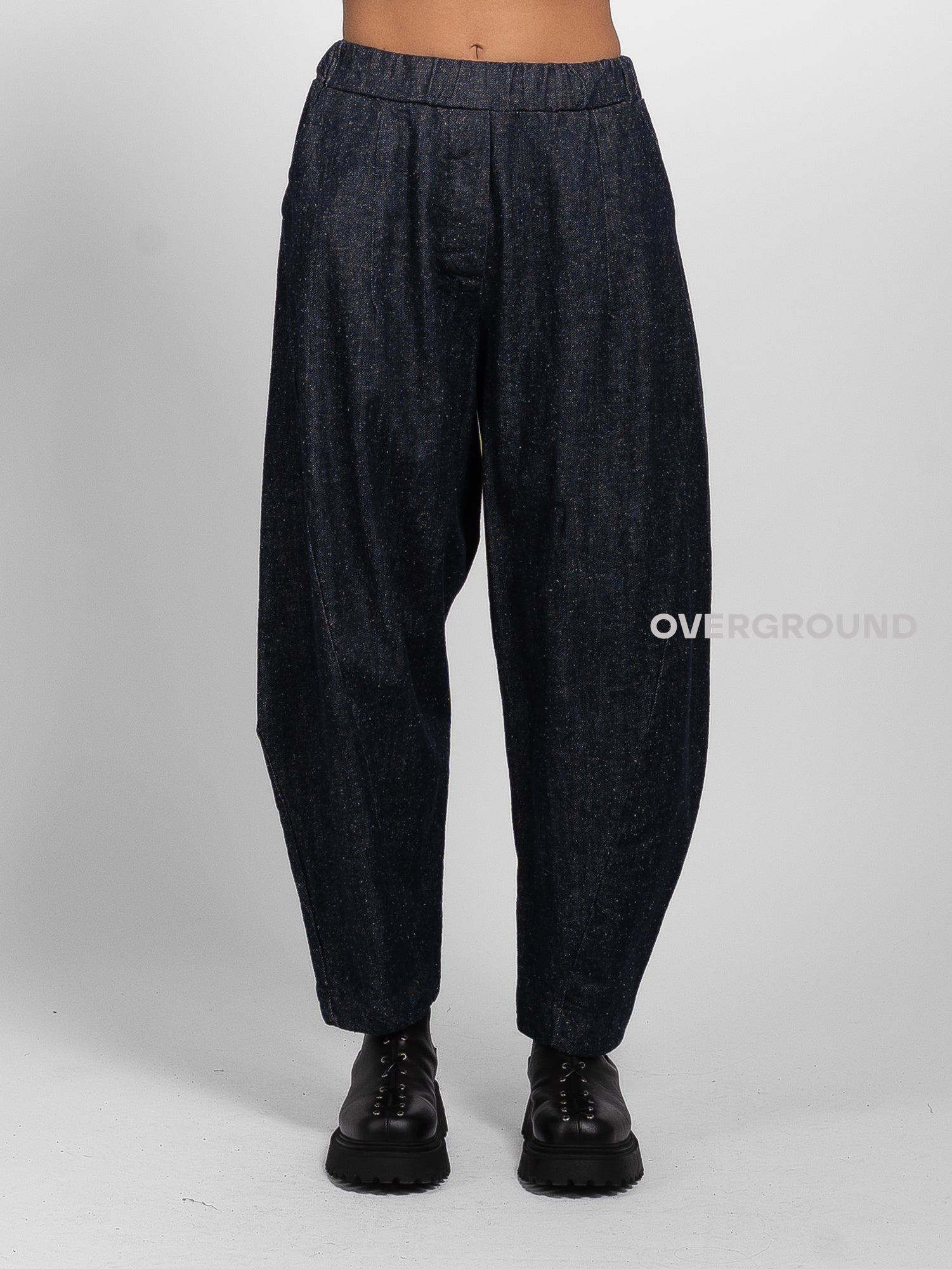 OVERSIZED TROUSERS WITH STITCHING ON THE LEG IN VISCOSE