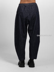 OVERSIZED TROUSERS WITH STITCHING ON THE LEG IN VISCOSE