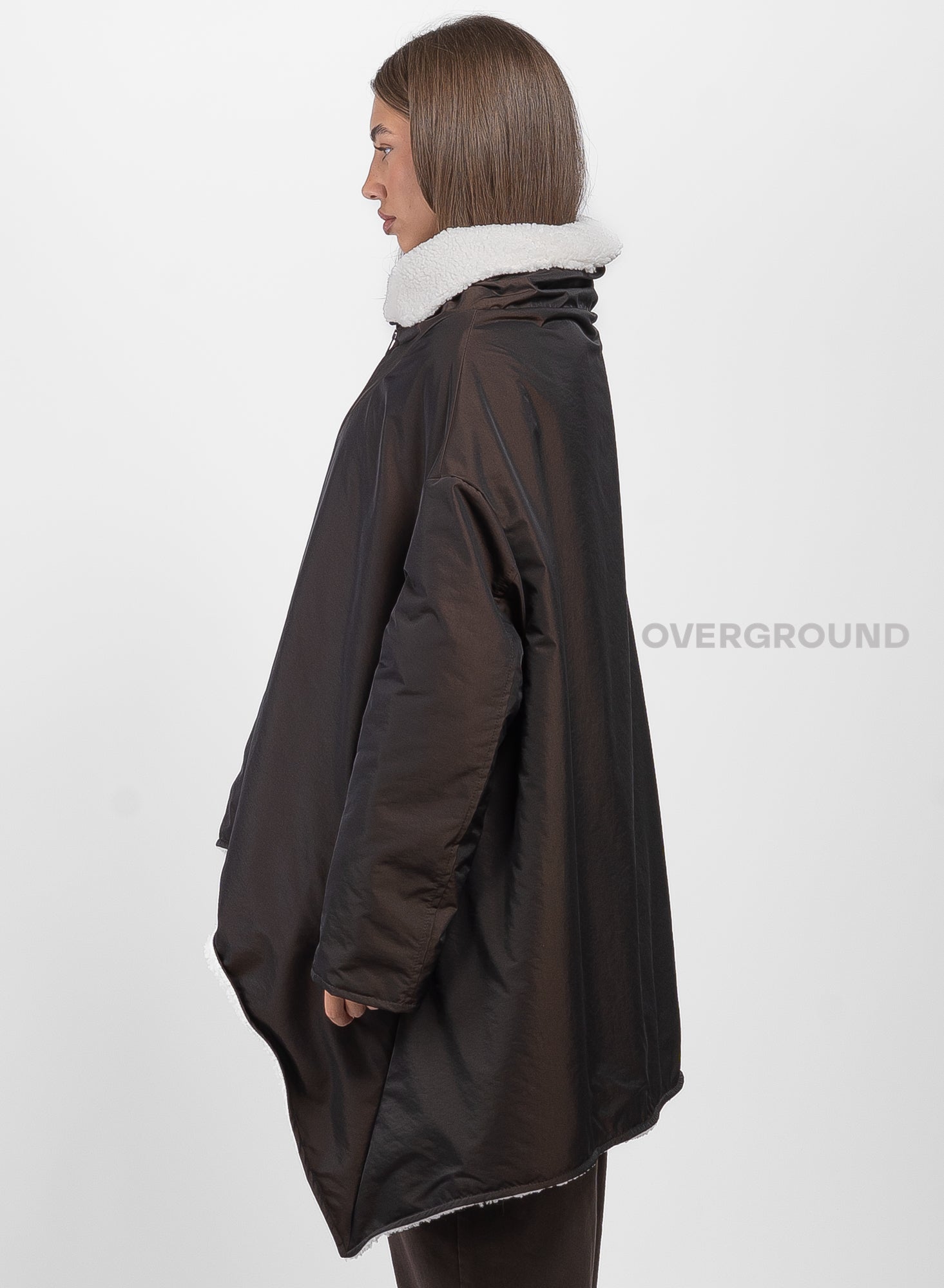 Padded jacket with zip and side pockets