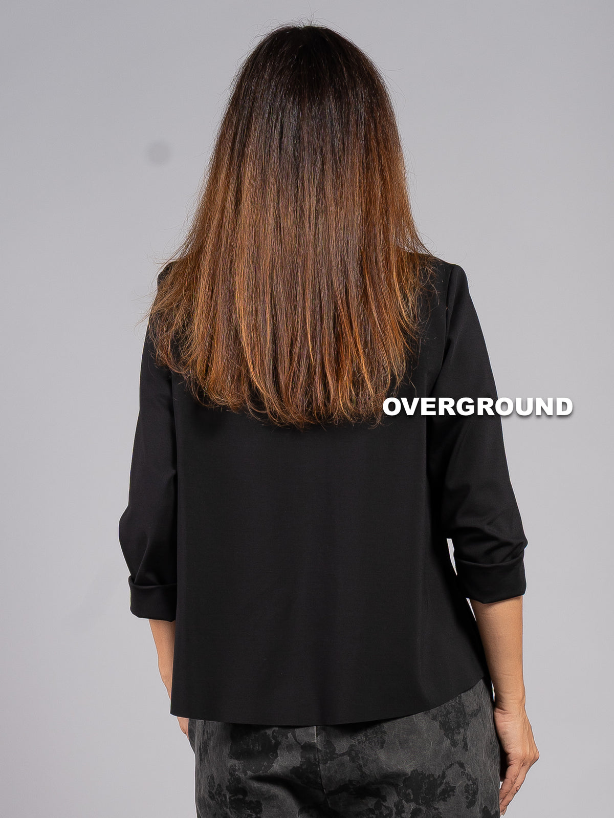 BLUSA CON SPACCO E PENS LATERALI