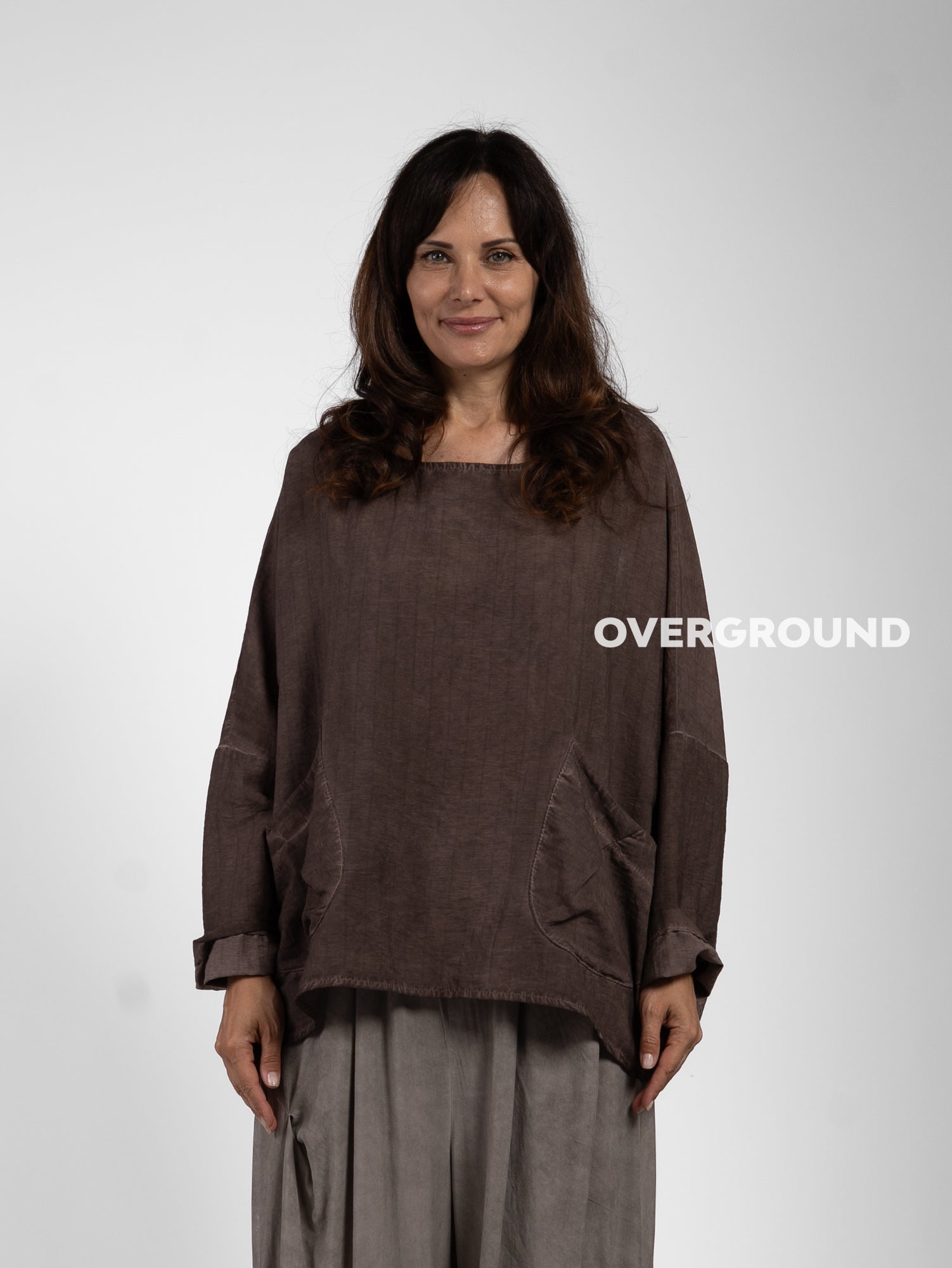 BLUSA OVER CON TASCHE DAVANTI