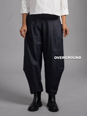 OVERSIZED TROUSERS WITH STITCHING ON THE LEG