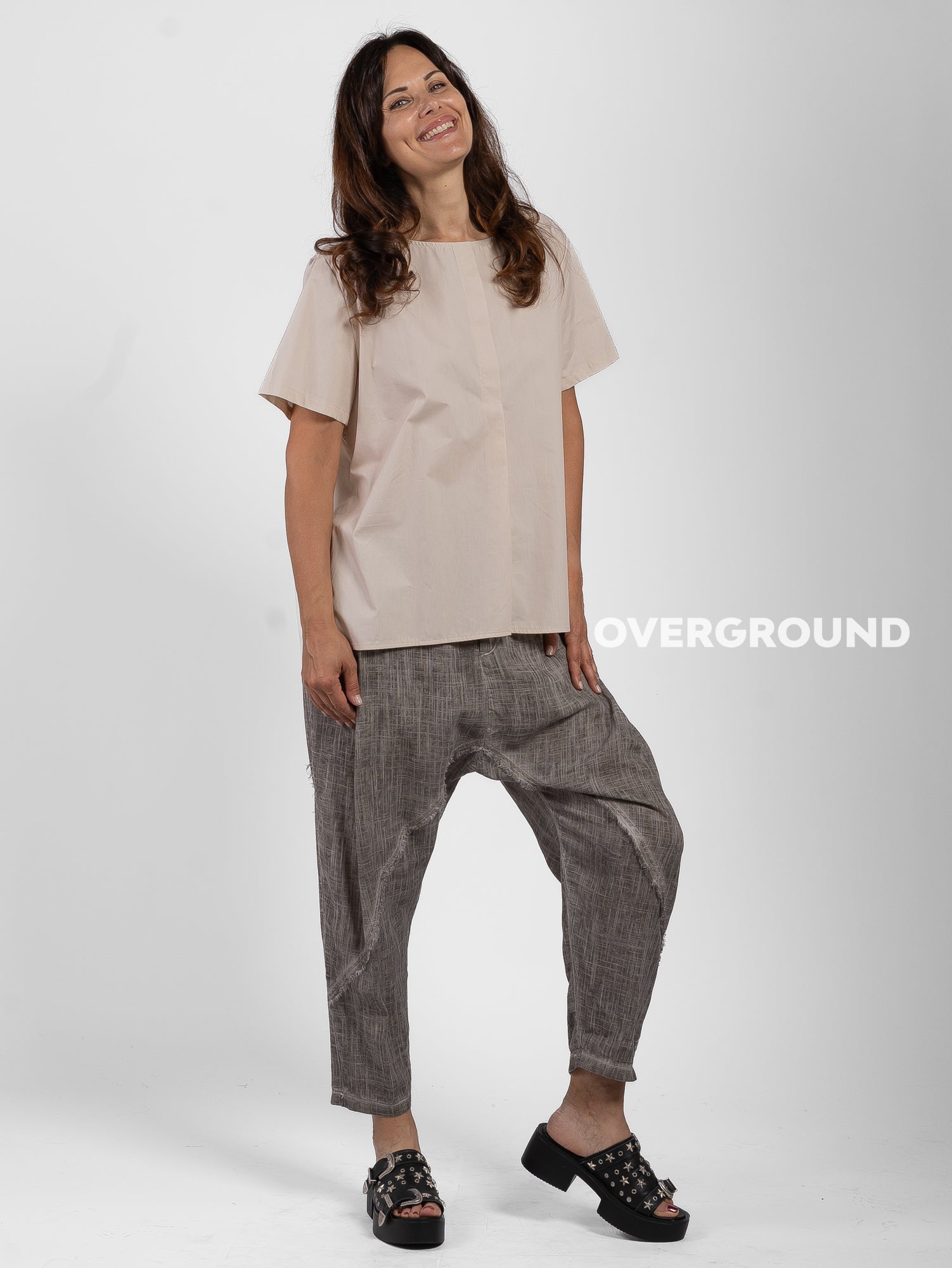 BLUSA OVER CON SPACCO DIETRO