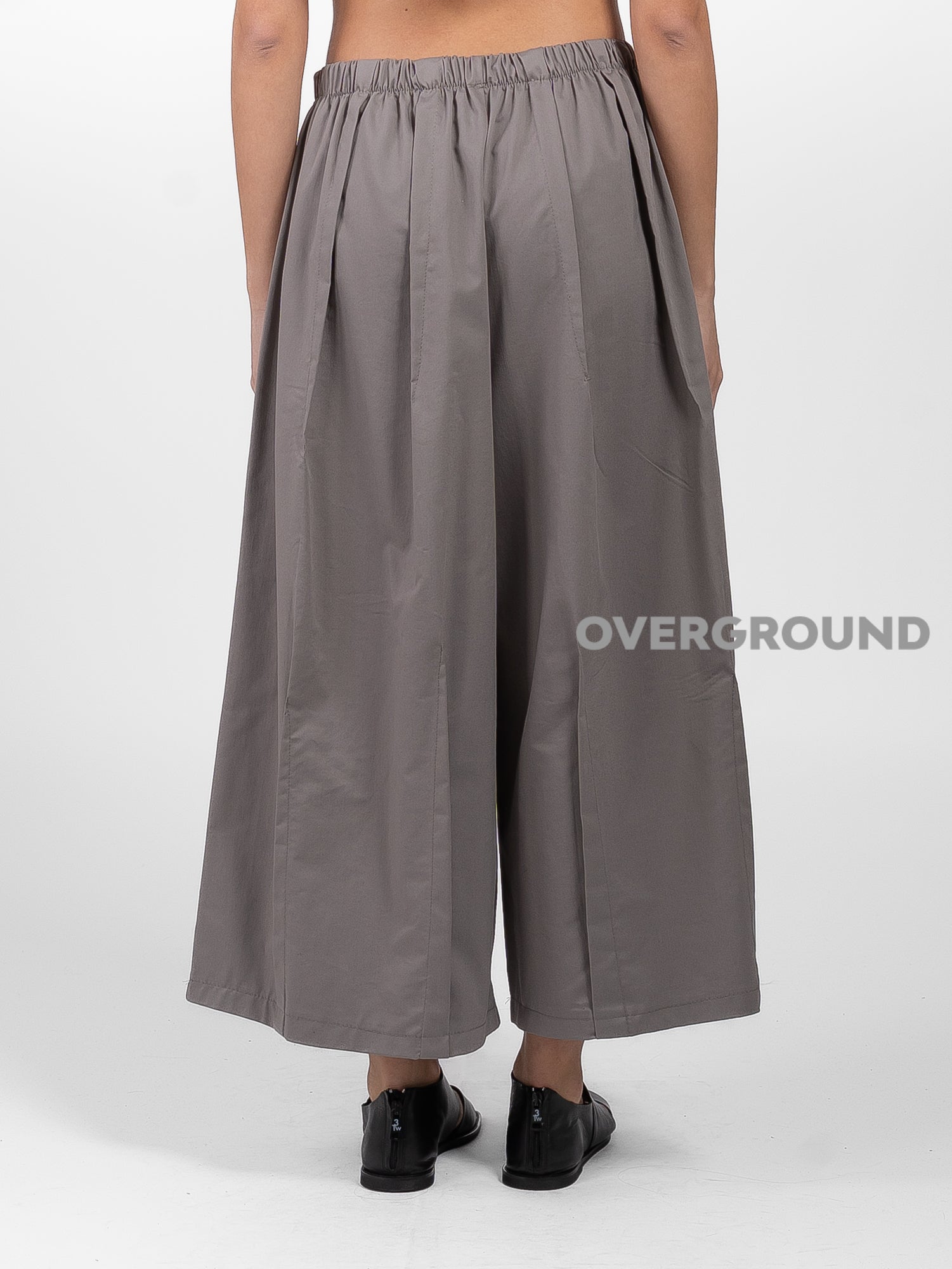PANTALONE OVER CON PIEGHE E CUCITURE DAVANTI - OVERGROUND STORE 