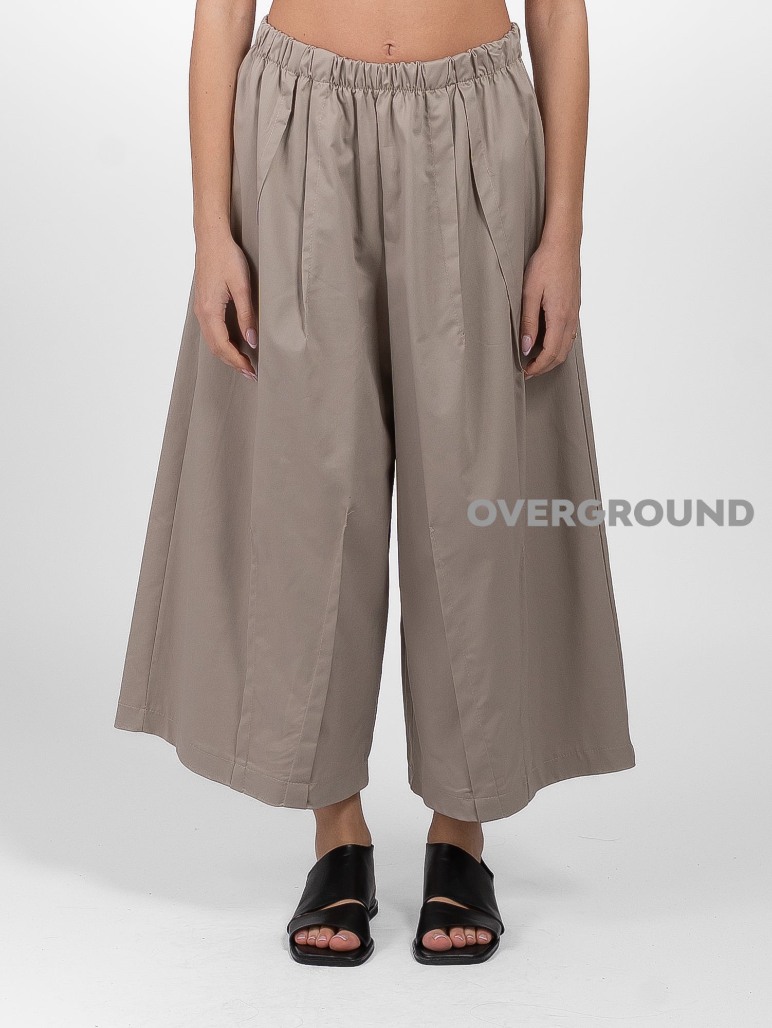 PANTALONE OVER CON PIEGHE E CUCITURE DAVANTI - OVERGROUND STORE 