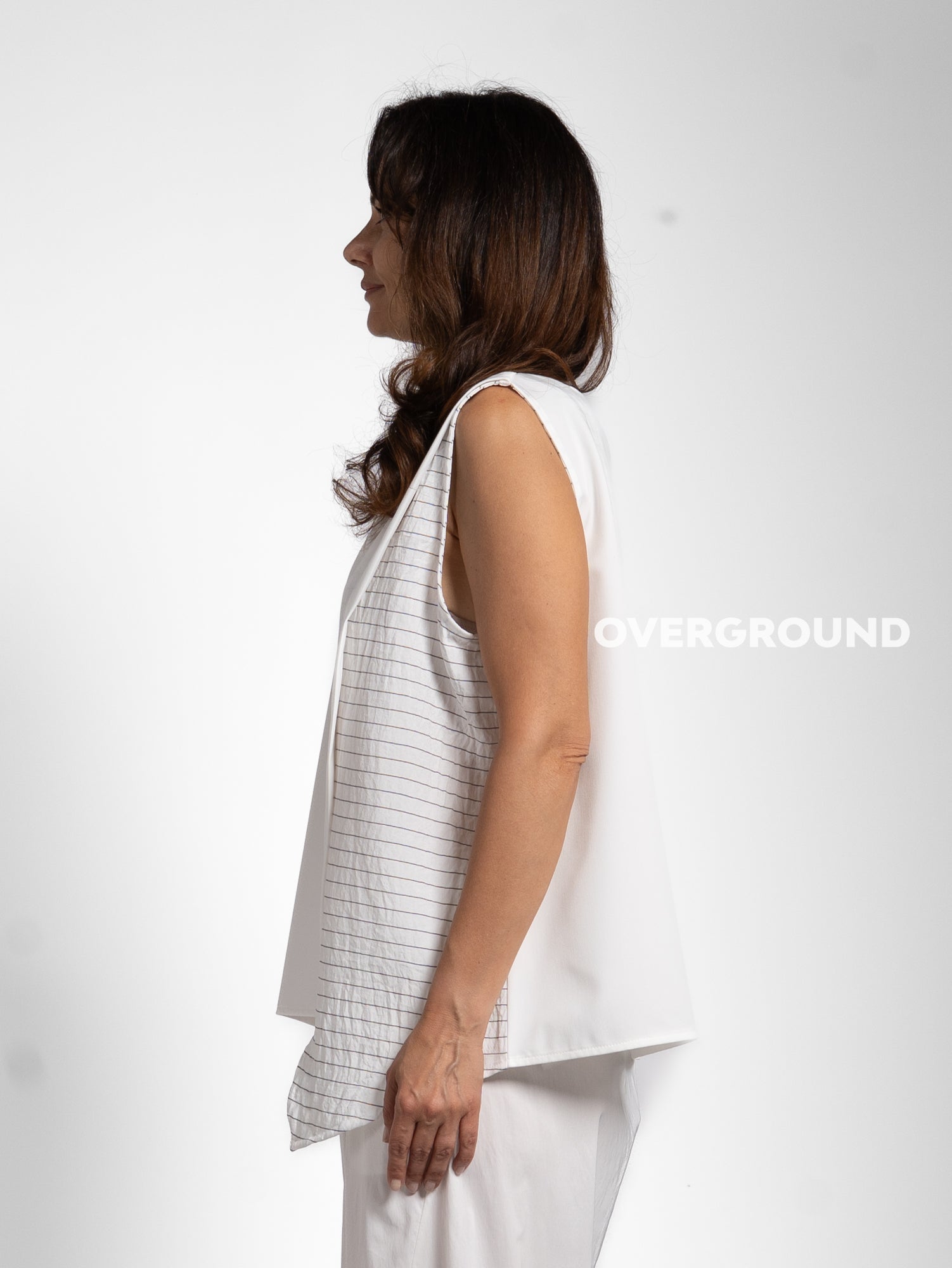 BLUSA SMANICATA ASIMMETRICA RIGATA