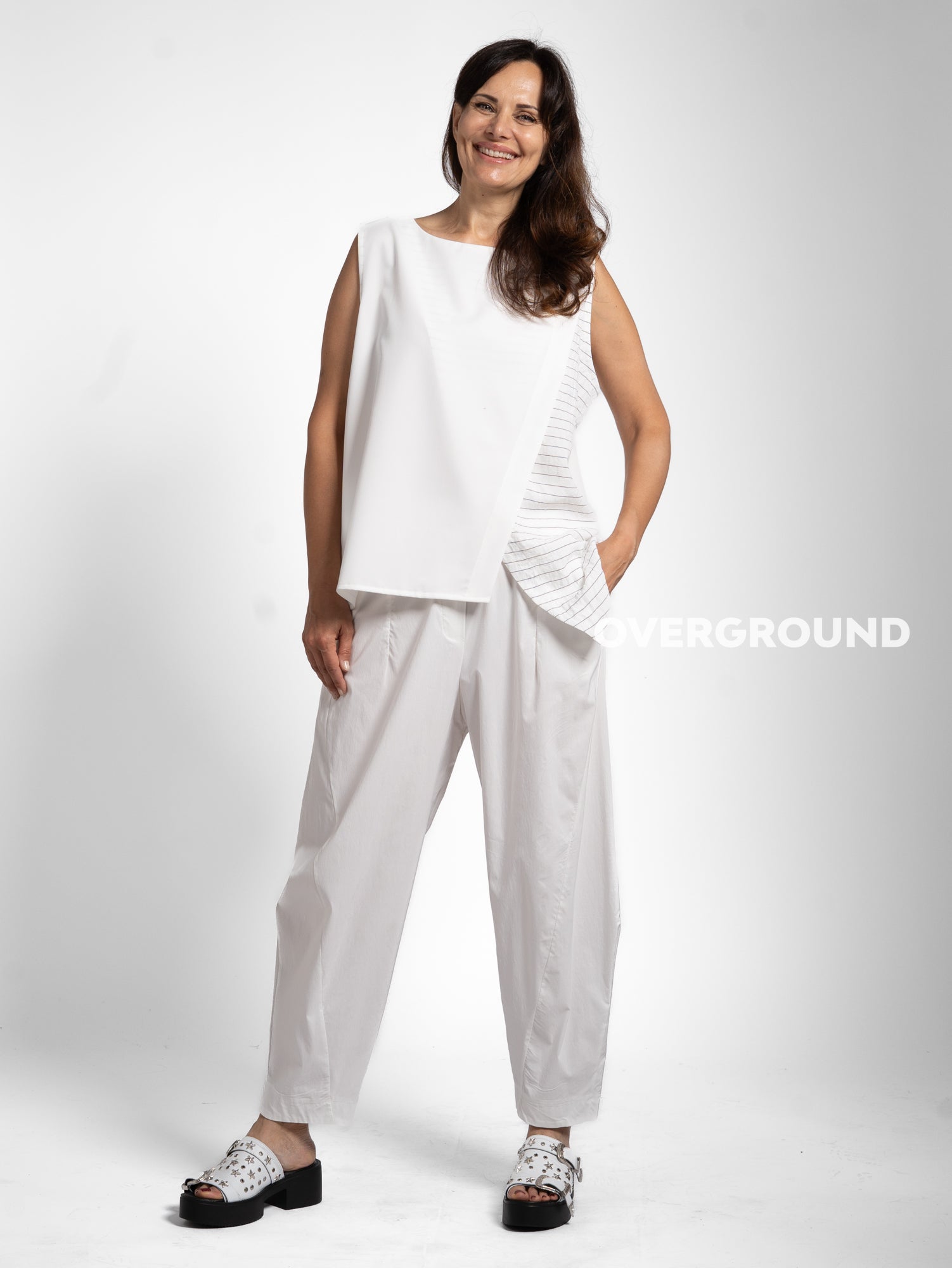 BLUSA SMANICATA ASIMMETRICA RIGATA