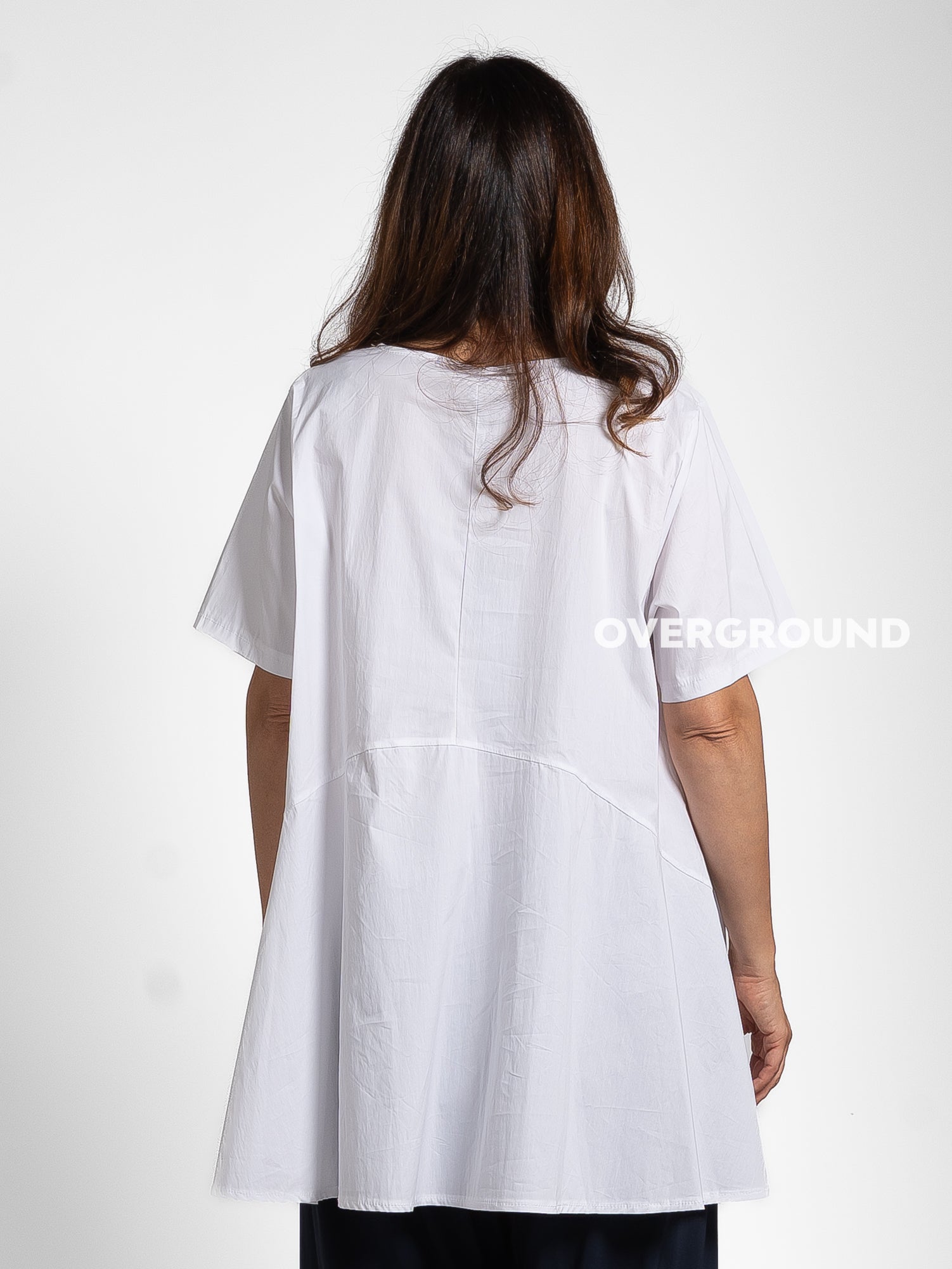 BLUSA OVER CON TASCA DAVANTI