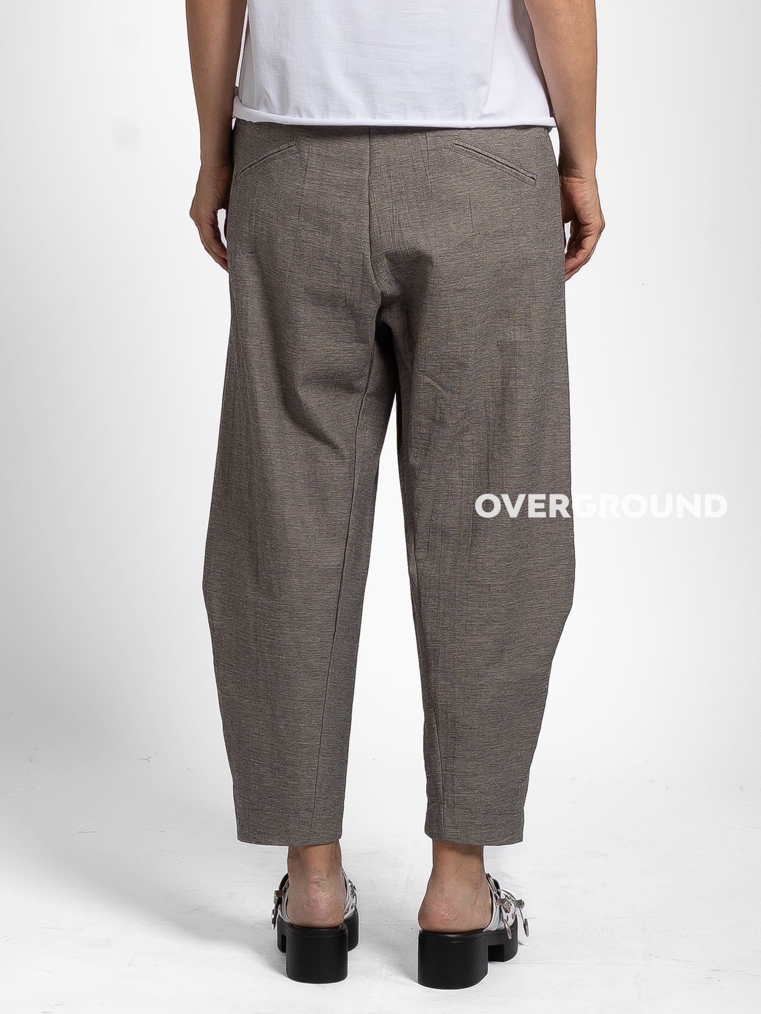 PANTALONE OVER LINO CON CUCITURE SUL GAMBULE