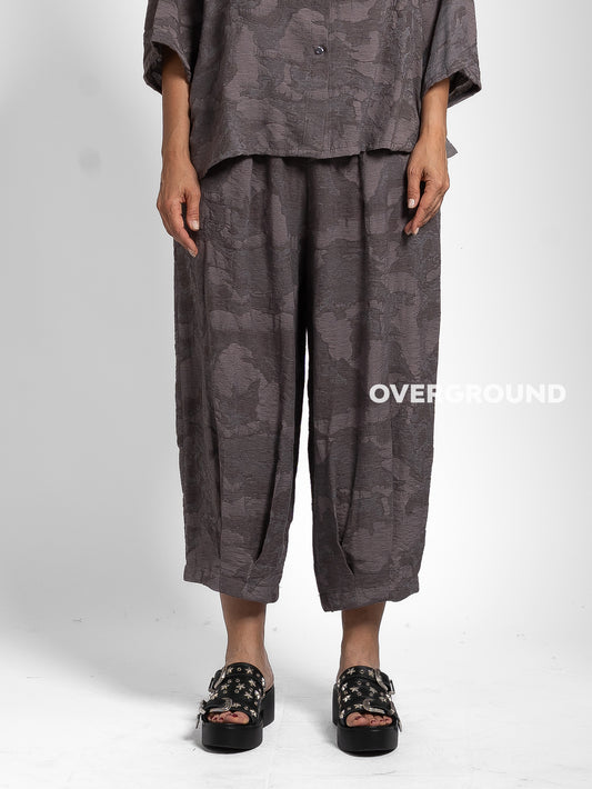 PANTALONE OVER CON TESSUTO LAVORATO