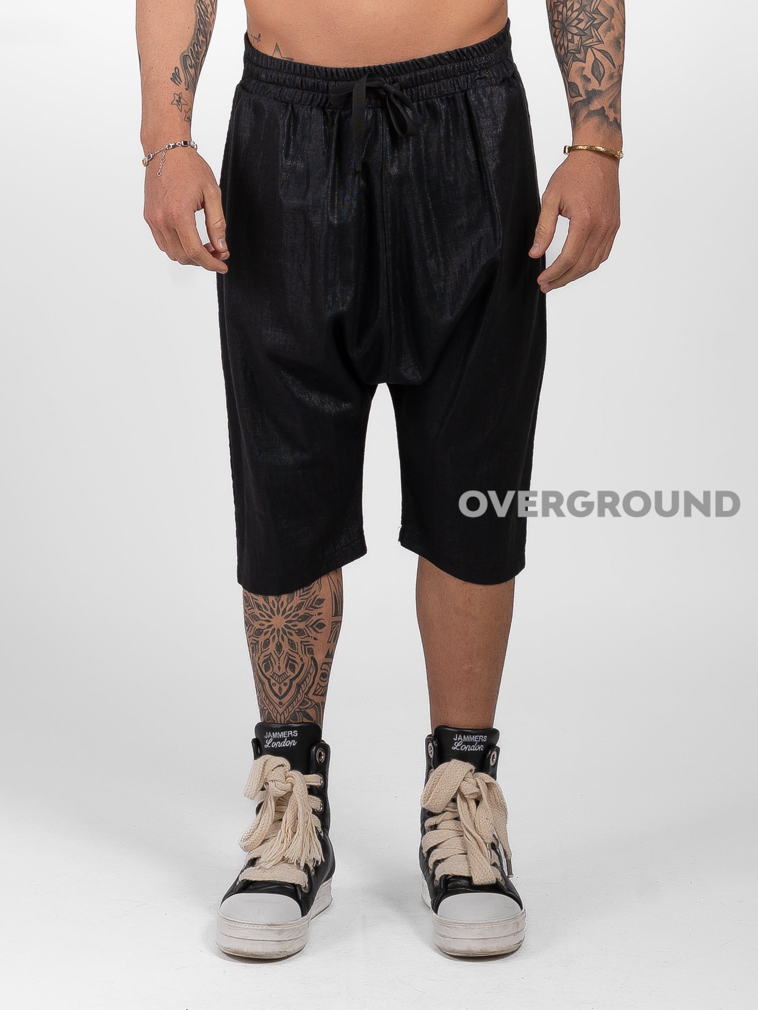 Pantalone corto a cavallo basso 3/4 - OVERGROUND STORE 