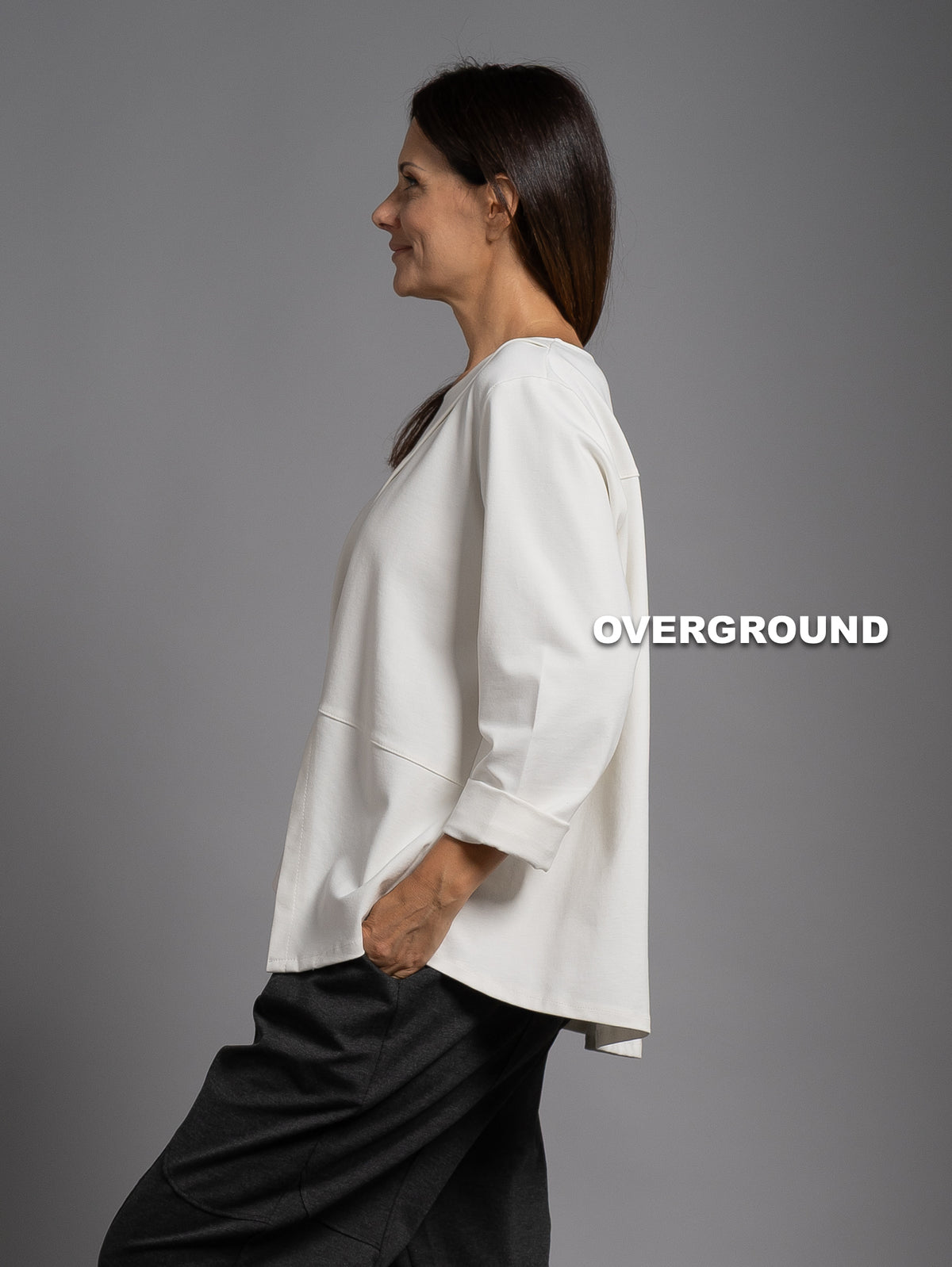 BLUSA OVER CON CUCITURE ASIMMETRICHE