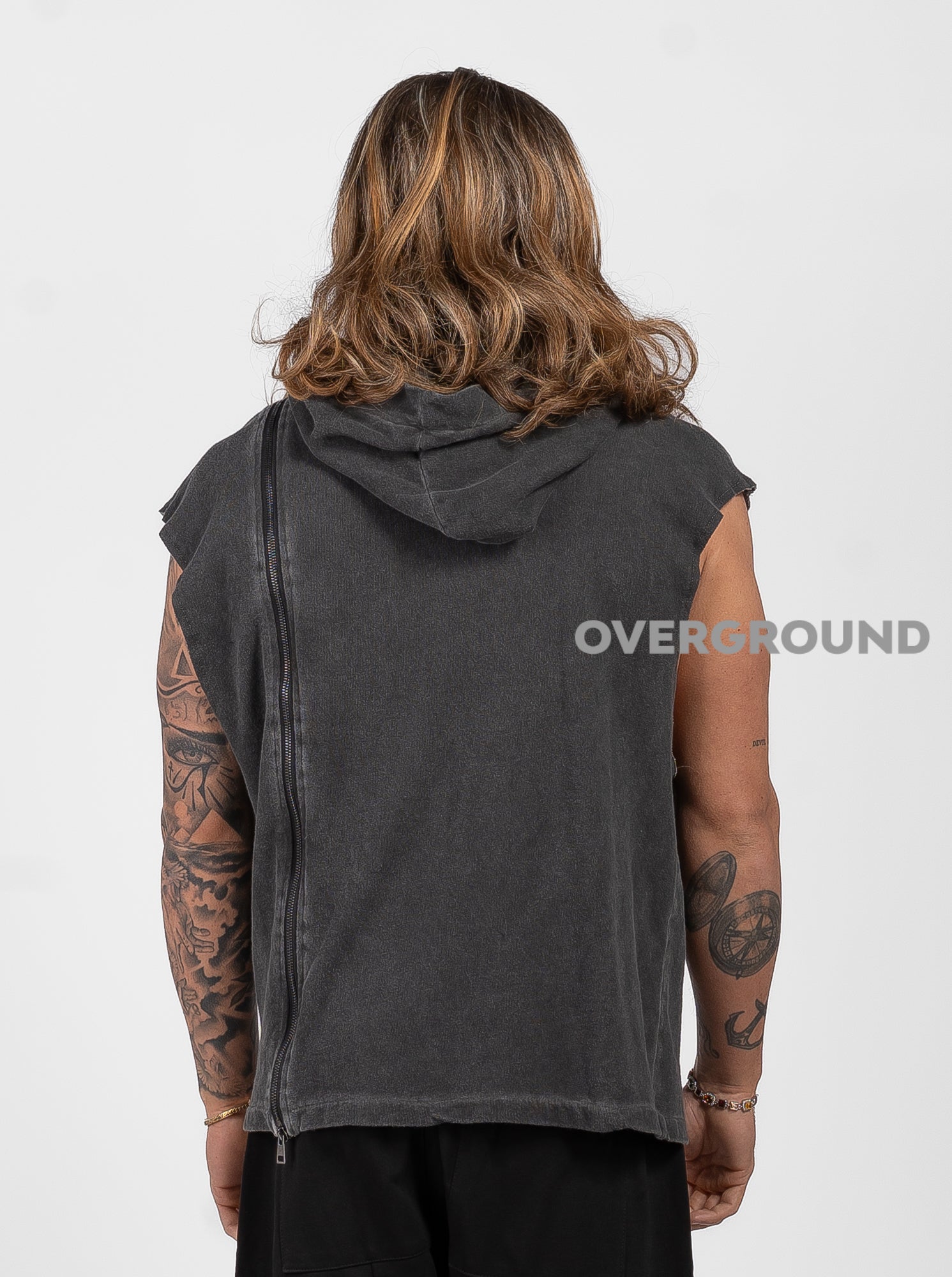 FELPA SMANICATA  CON CERNIERA DAVANTI E CAPPUCCIO - OVERGROUND STORE 