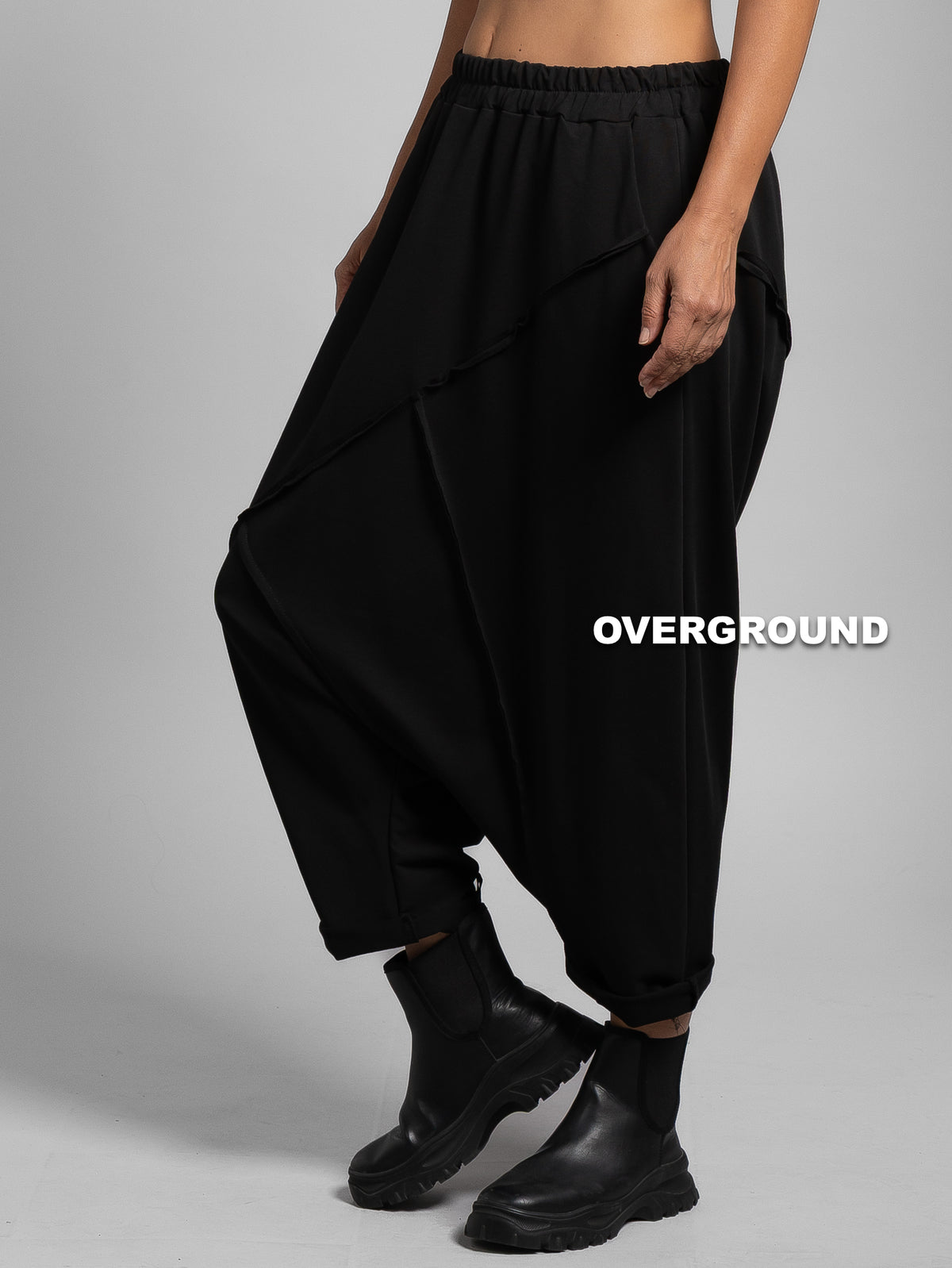 PANTALONE CAVALLO BASSO CON CUCITURE