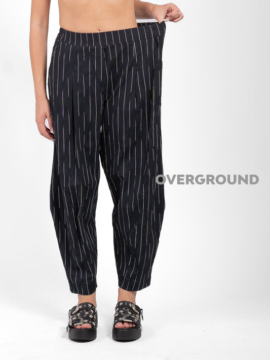 PANTALONE OVER RIGATO CON CUCITURE DAVANTI