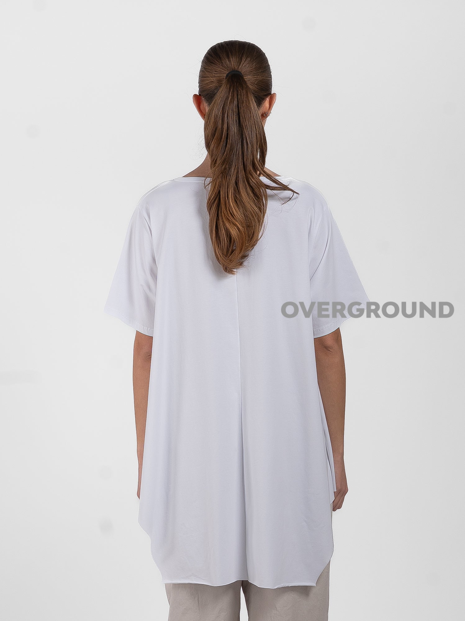 MAGLIA OVER ASIMMETRICA CON TASCA LATERALE E CUCITURE - OVERGROUND STORE 