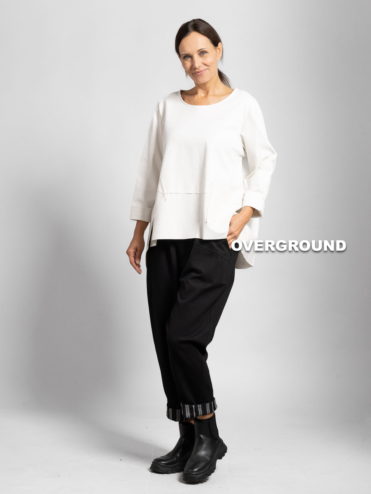 BLUSA OVER CON CUCITURE FRONTE-RETRO CON TASCA DAVANTI - OVERGROUND STORE 