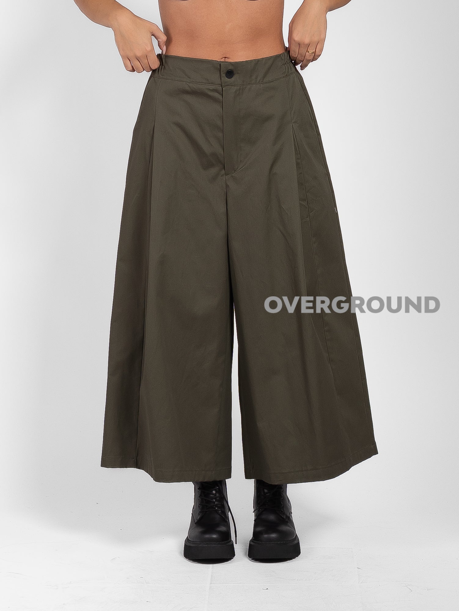 PANTALONE OVER CON GAMBULE LARGO E CUCITURE