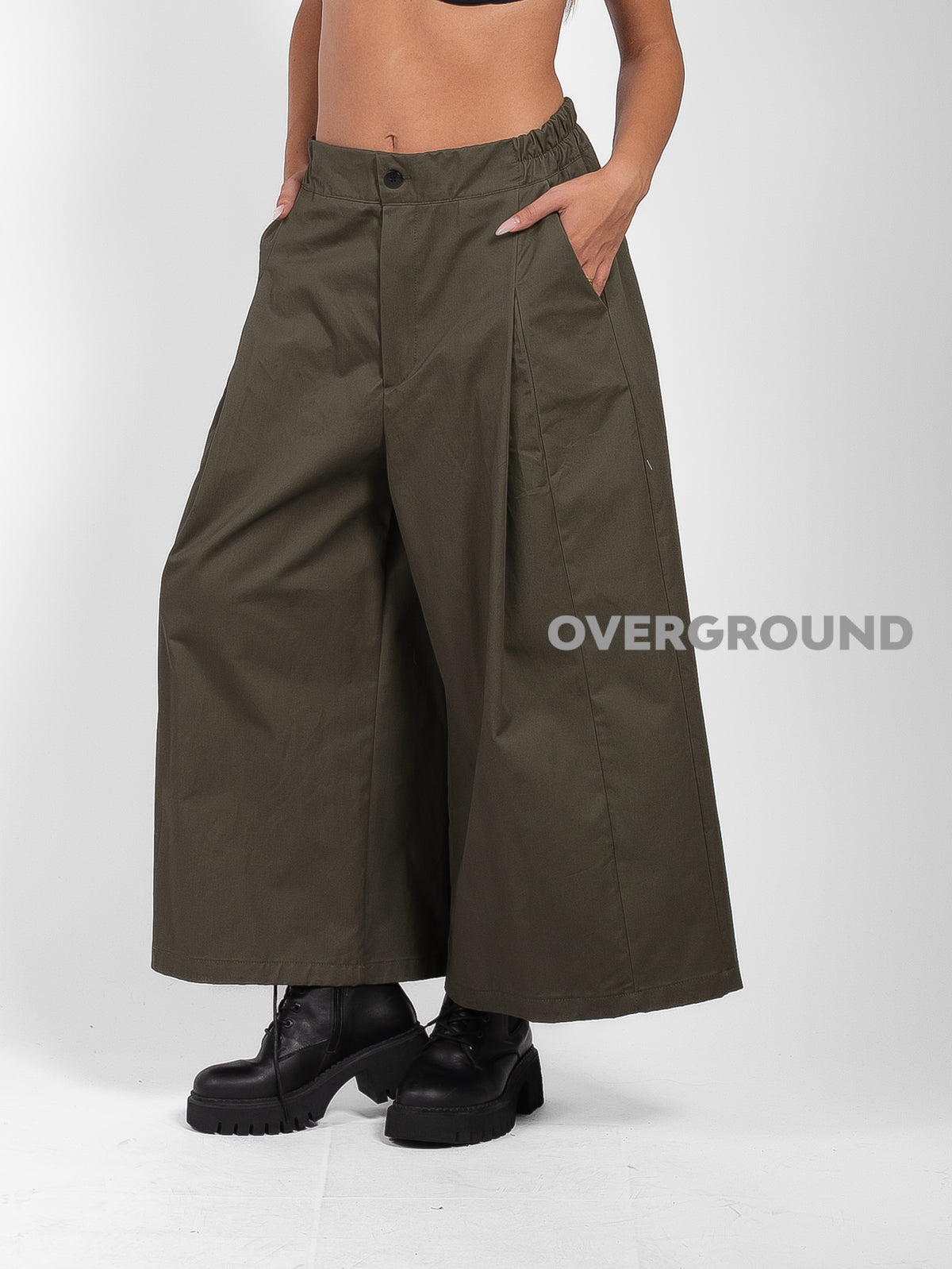 PANTALONE OVER CON GAMBULE LARGO E CUCITURE