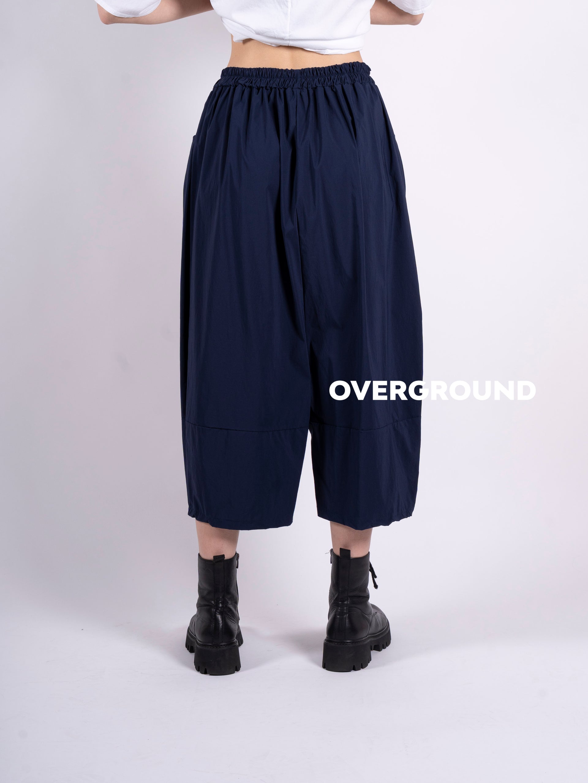 Pantalone cavallo basso con tasche laterali