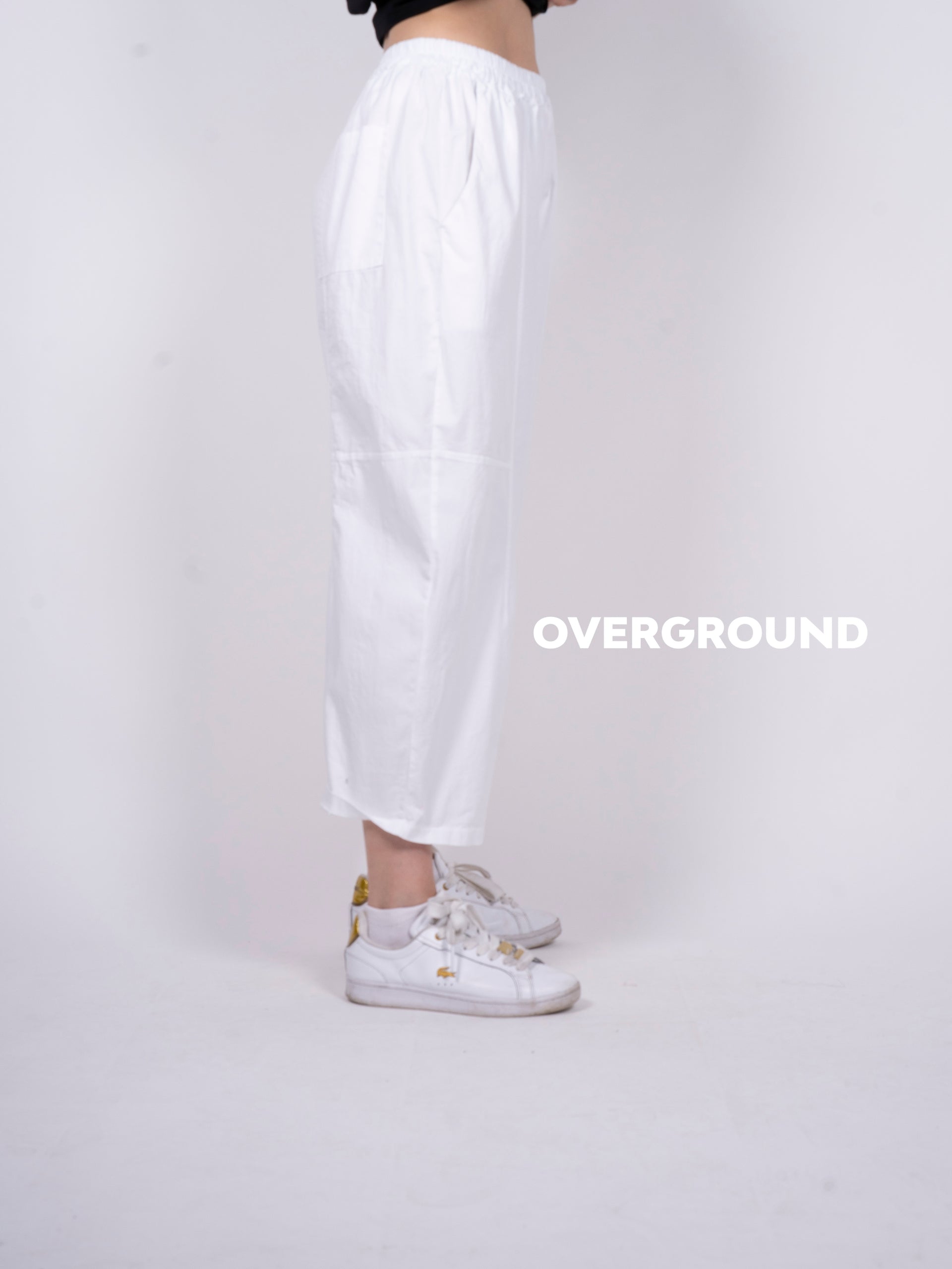 Pantalone over con cuciture sul gambule