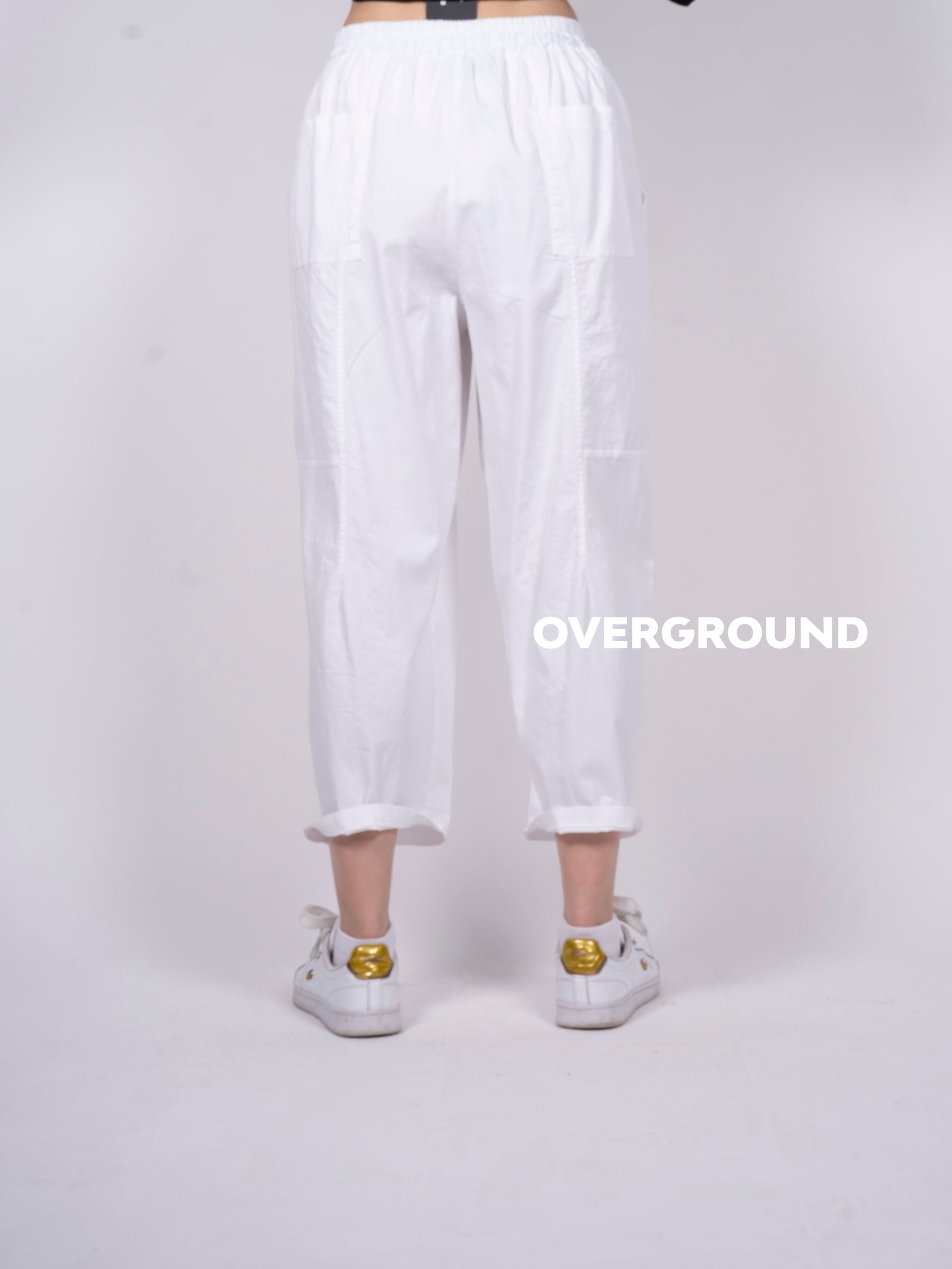 Pantalone over con cuciture sul gambule