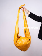 Borsa in pelle con laccio al collo