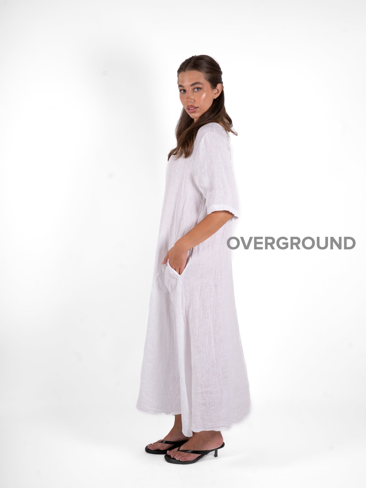Abito in lino con tasche laterali - OVERGROUND STORE 