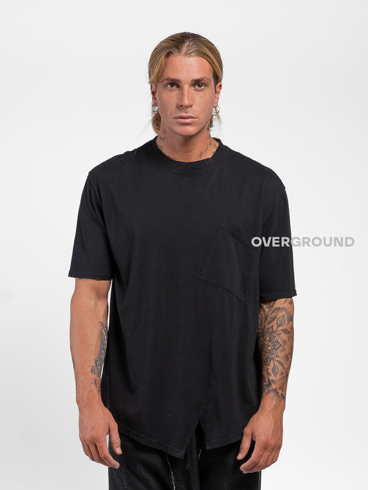T-SHIRT CON TASCHINO DAVANTI E CUCITURA