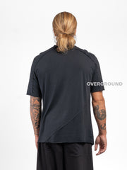T-SHIRT CON BOTTONE
