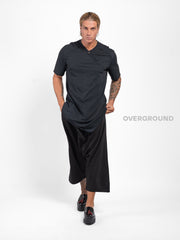 T-SHIRT CON BOTTONE