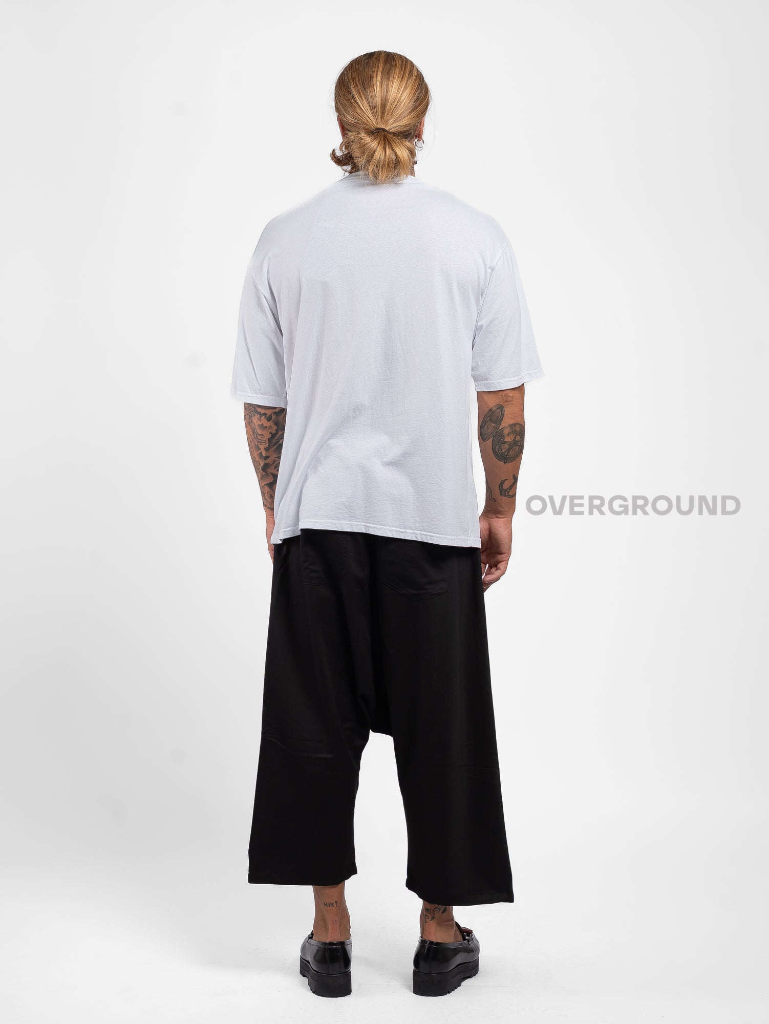 T-SHIRT LUNGA ASIMMETRICA