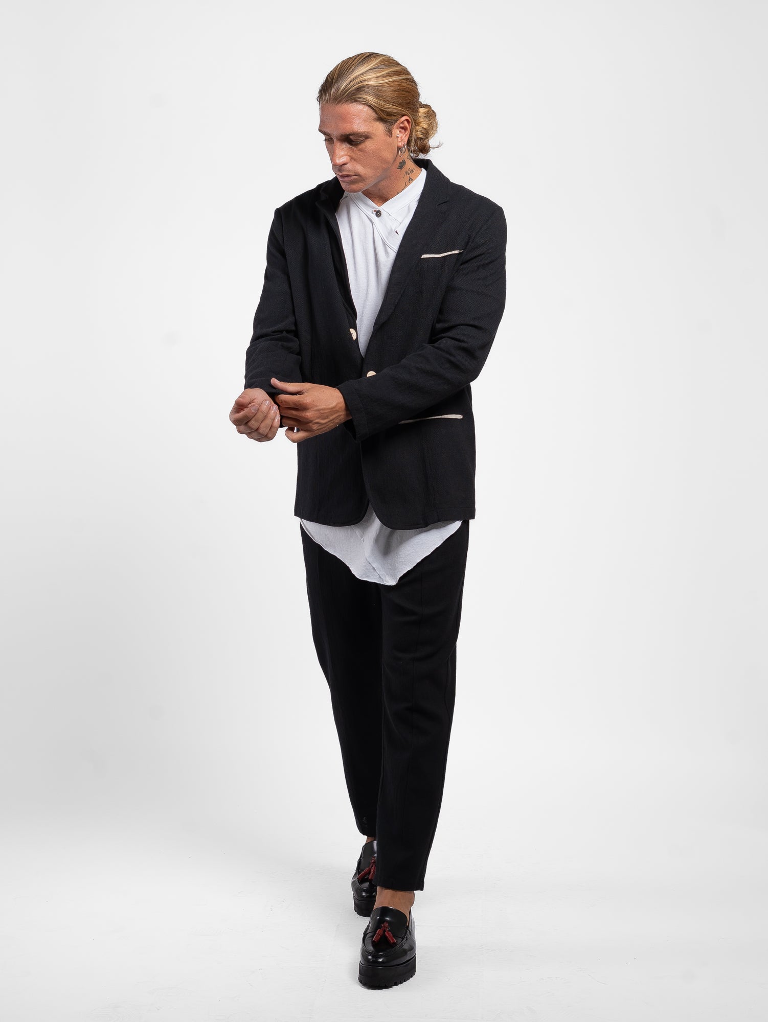 PANTALONE REGOLARE CON TASCHE DAVANTI Z