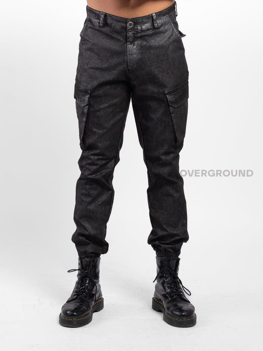 PANTALONE CON TASCHE EFFETTO LAMINATO