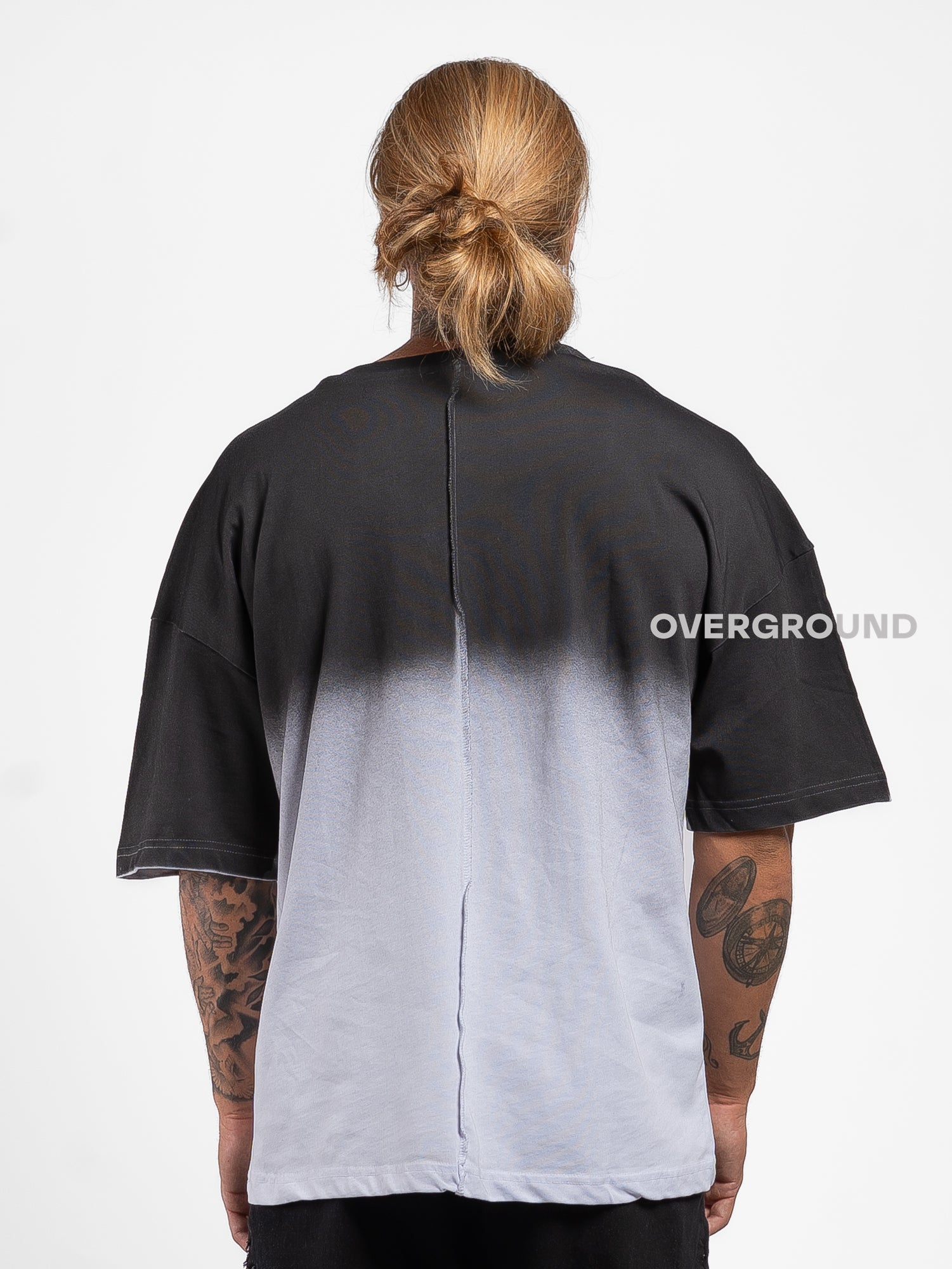 T- SHIRT OVER CON MANICHE LARGHE SFUMATA