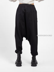 PANTALONE CAVALLO BASSO CON CERNIERA E GANCIO