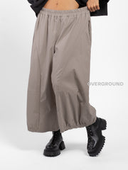 PANTALONE OVER GAMBULE LARGO CON CUCITURE