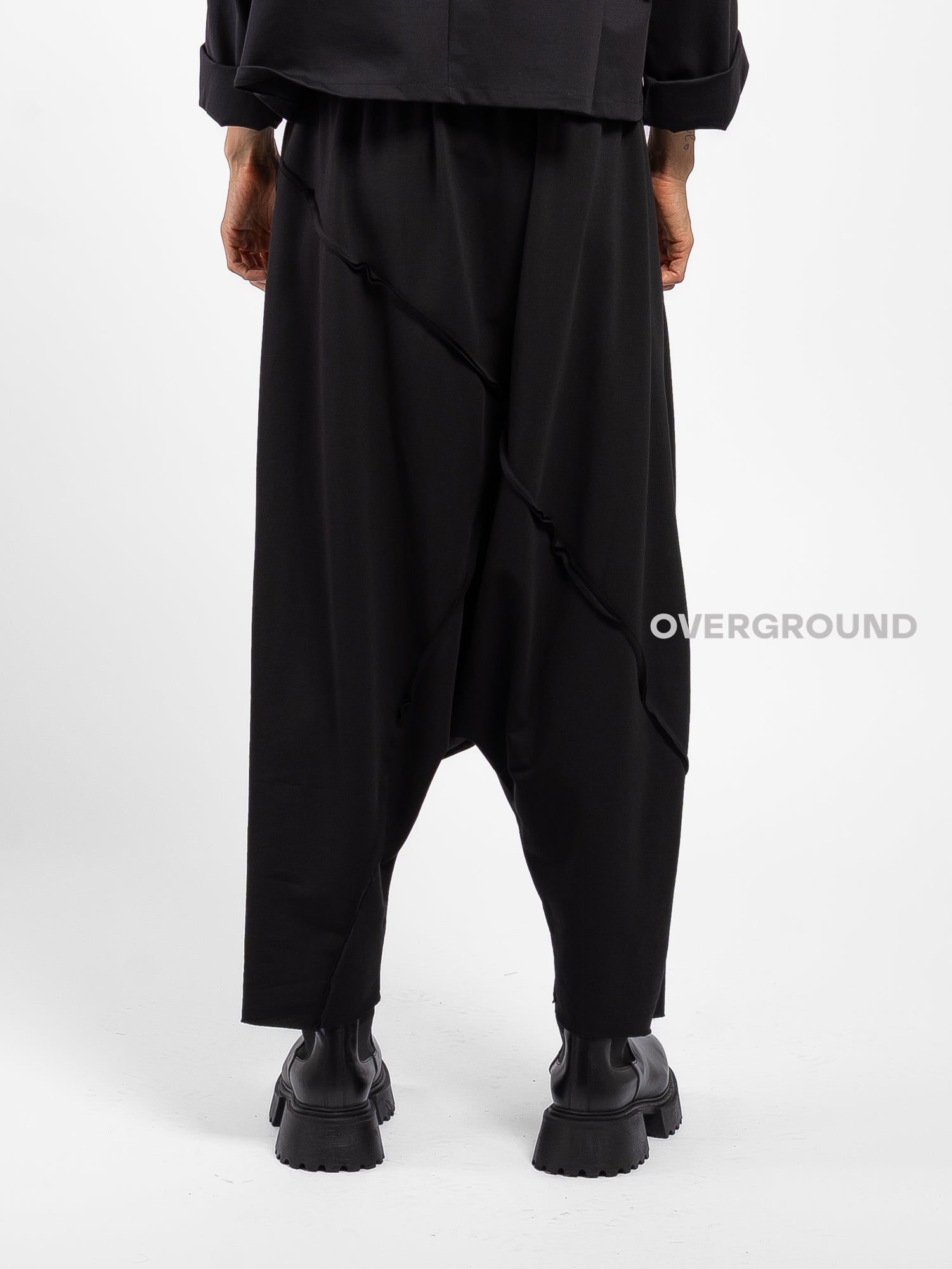 PANTALONE CAVALLO BASSO CON CUCITURE